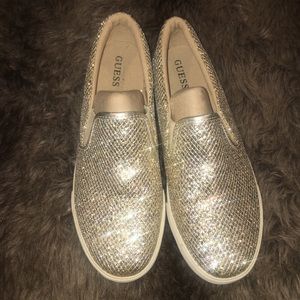 NWOB Guess Glitter Slip On Sneakers